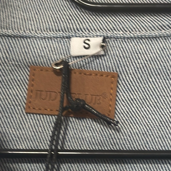 Judy Blue Color Block Button Down Long Sleeve Denim Jacket - Picture 6 of 15